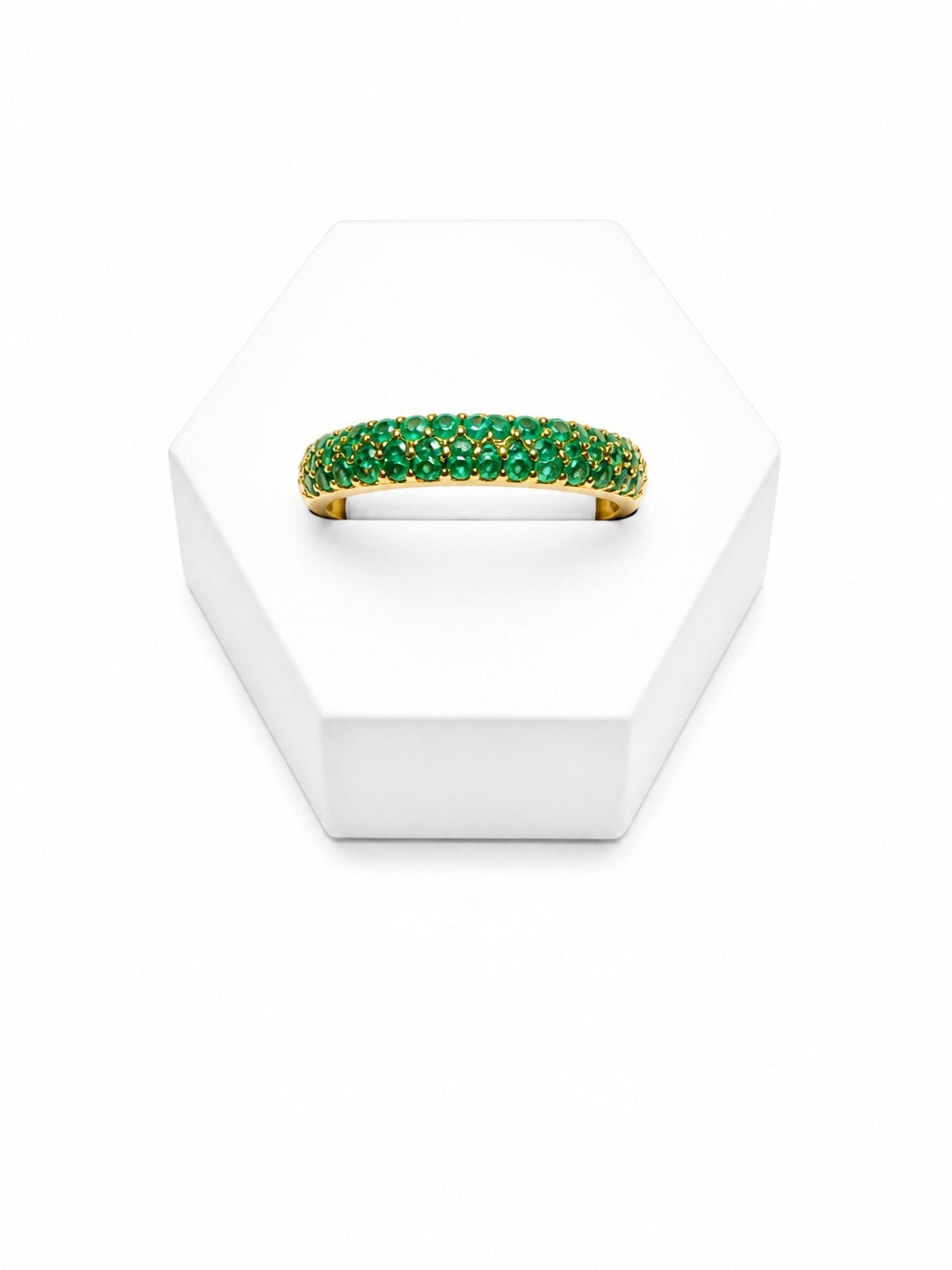 Anillo con Esmeraldas en Oro Amarillo 18K