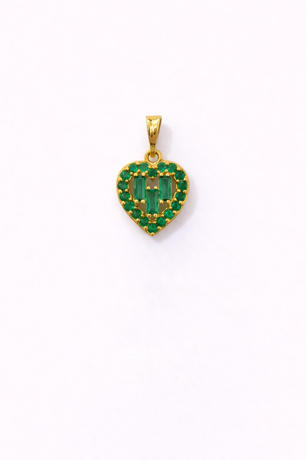 Dije Corazón en Oro 18K con Esmeraldas