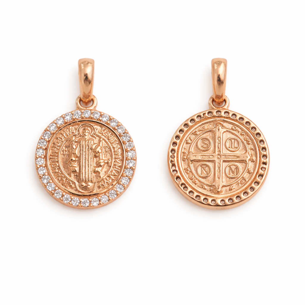 DIJE SAN BENITO EN ORO ROSASADO DE 18K