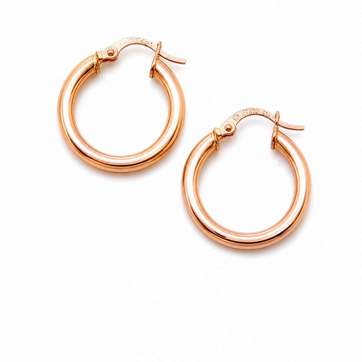 Candongas Tubulares en Oro Rosado 18K