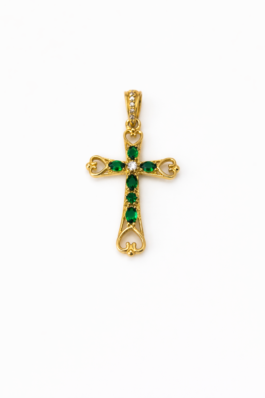 Dije cruz corazones en oro de 18k