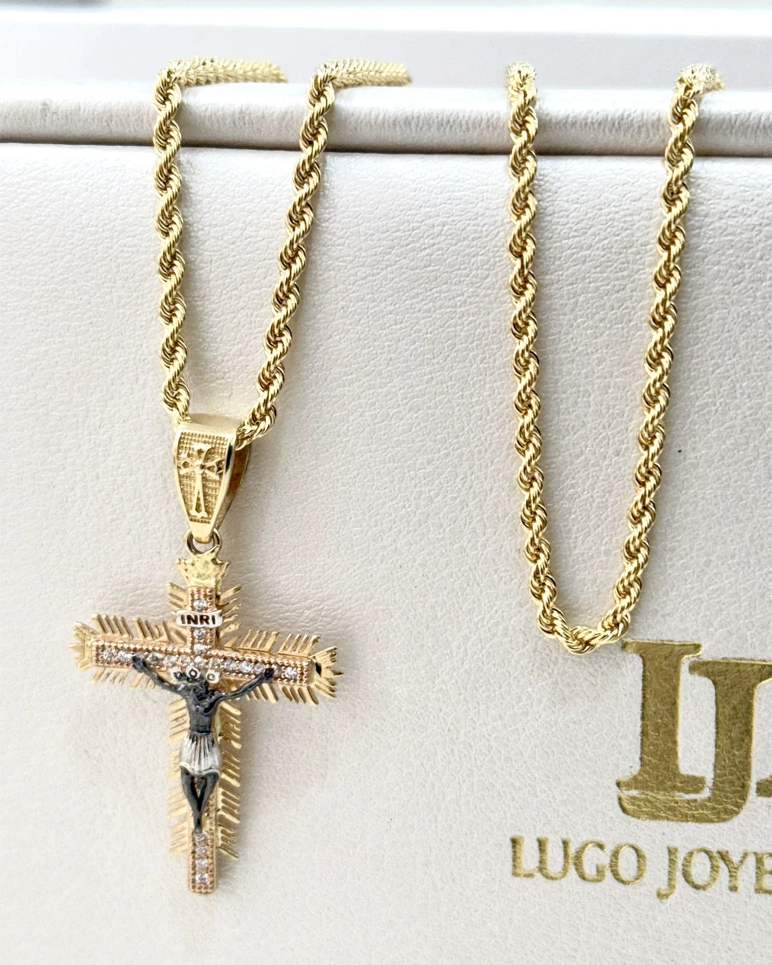 Anillo “Aurora Real”